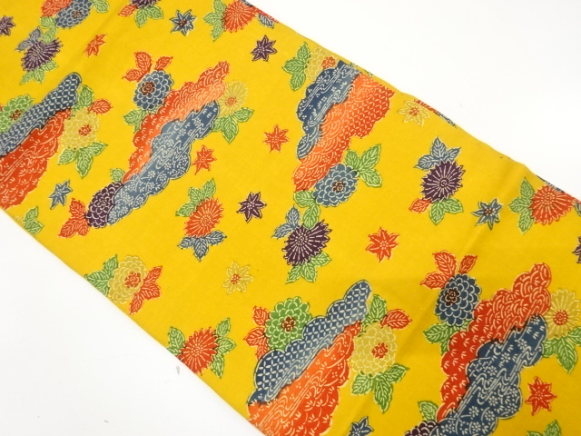 手織り紬　型染　雲に菊・楓模様　名古屋帯